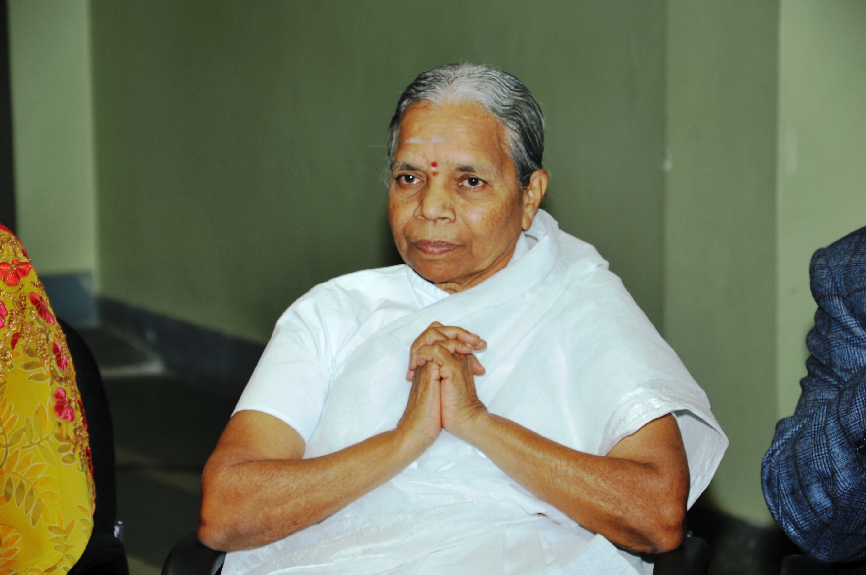 ಸಾಮಾಜಿಕ ಹೋರಾಟಗಾರ್ತಿ ಸುಶೀಲಮ್ಮರಿಗೆ ನಾಲ್ವಡಿ ಕೃಷ್ಣರಾಜ ಒಡೆಯರ್ ದತ್ತಿ ಪ್ರಶಸ್ತಿ ಸಾಮಾಜಿಕ ಹೋರಾಟಗಾರ್ತಿ ಸುಶೀಲಮ್ಮರಿಗೆ ನಾಲ್ವಡಿ ಕೃಷ್ಣರಾಜ ಒಡೆಯರ್ ದತ್ತಿ ಪ್ರಶಸ್ತಿ